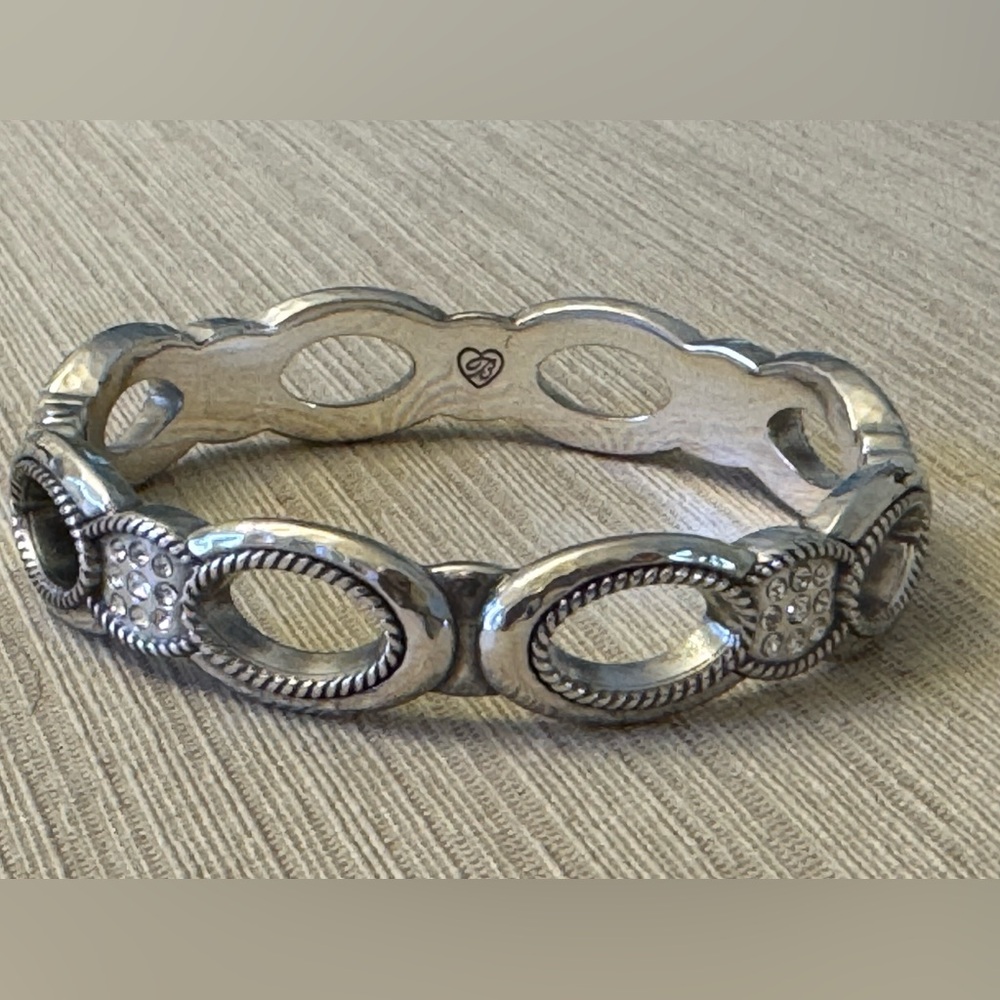 Brighton bracelet. Magnetic closure. Like new condition.